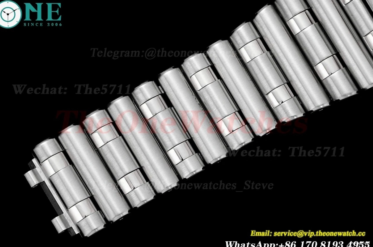 SS Stk 42MM SS Chronomat A7750 TF Green B01 0129